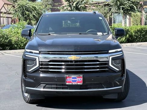 Used 2025 Chevrolet Tahoe LT AWD/4WD image 3