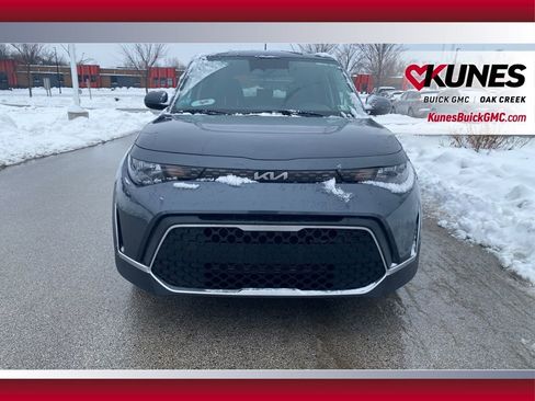 Used 2023 Kia Soul LX w/ Option Group 015 image 3