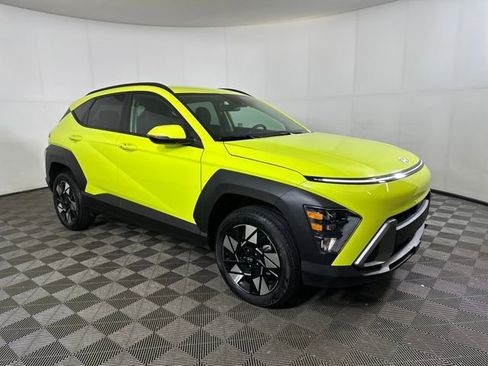 Certified 2025 Hyundai Kona SEL image 29