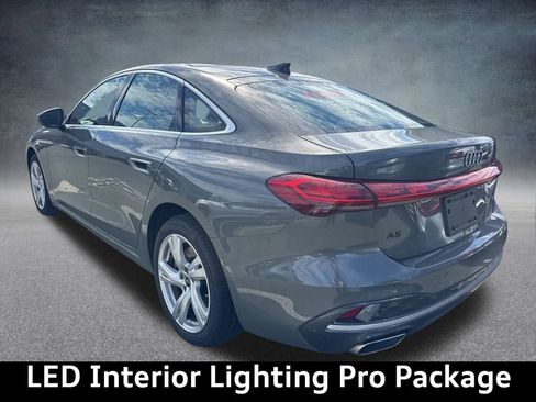 Used 2025 Audi A5 2.0T Prestige image 2