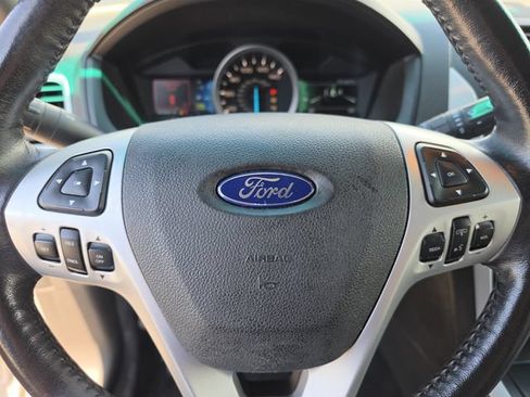 Used 2013 Ford Explorer XLT FWD image 35