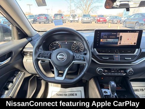 Used 2024 Nissan Altima 2.0 SR image 17