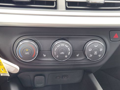 New 2026 Chevrolet Trax LS w/ LS Convenience Package image 17