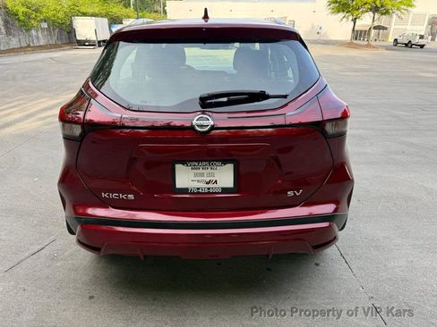 Used 2021 Nissan Kicks SV image 6