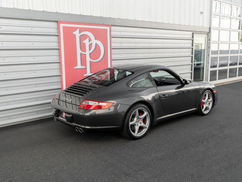 Used 2006 Porsche 911 Carrera S RWD image 42