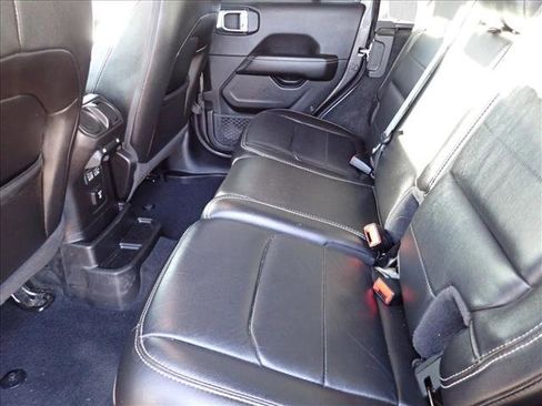 Used 2020 Jeep Wrangler Unlimited Sahara image 8