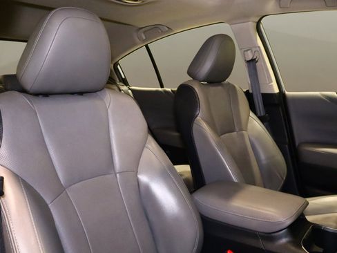 Used 2021 Subaru Legacy Limited image 19