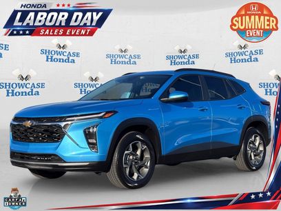 Used 2025 Chevrolet Trax LT w/ Driver Confidence Package