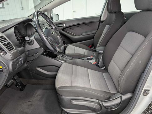 Used 2015 Kia Forte EX FWD image 4