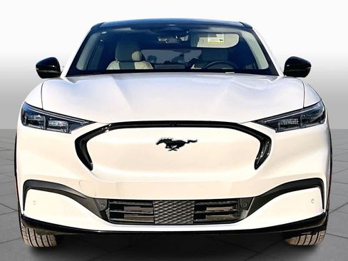 Used 2023 Ford Mustang Mach-E Premium image 3