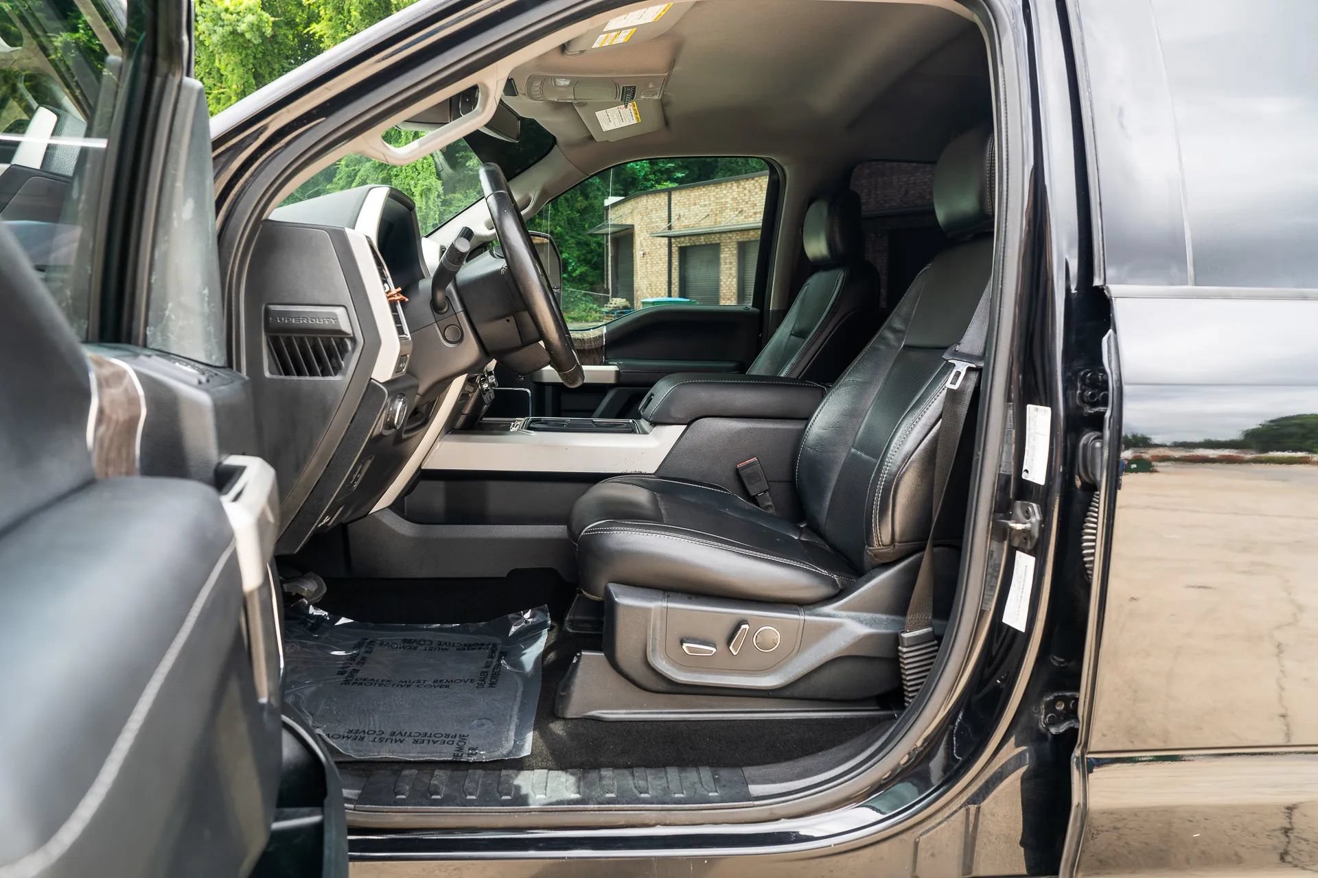 Used 2019 Ford F250 4x4 Crew Cab Super Duty image 18