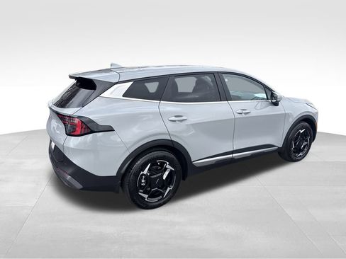 Used 2026 Kia Sportage EX image 6