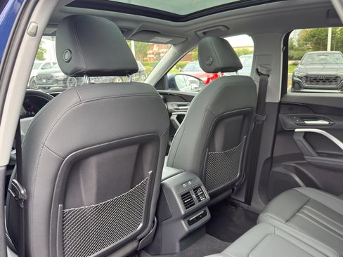 Used 2025 Audi Q5 Premium w/ Convenience Package AWD/4WD image 25
