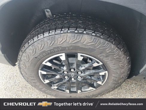 Certified 2026 Chevrolet Traverse Z71 w/ Driver Confidence Package image 7