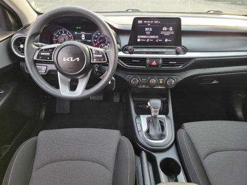 Used 2023 Kia Forte LXS image 6