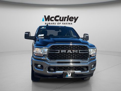 Used 2024 RAM 2500 Big Horn AWD/4WD image 8