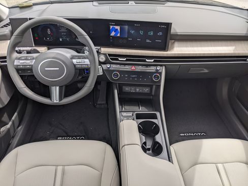 New 2025 Hyundai Sonata SEL image 12