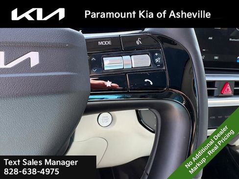New 2026 Kia Sorento S FWD image 12