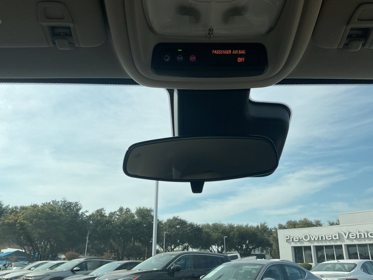 Used 2024 Buick Encore GX Sport Touring FWD image 17