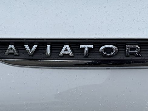 Used 2025 Lincoln Aviator Reserve w/ Luxury Package AWD/4WD image 27