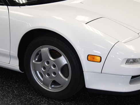 Used 1993 Acura NSX image 16