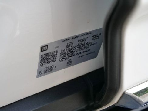 Used 2022 GMC Yukon SLT w/ SLT Premium Package image 41