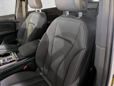 Certified 2025 Audi Q7 2.0T Premium Plus w/ Premium Plus Package image 17