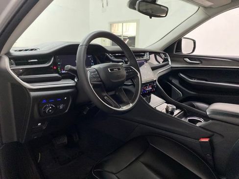 Used 2024 Jeep Grand Cherokee Limited 4xe AWD/4WD image 23