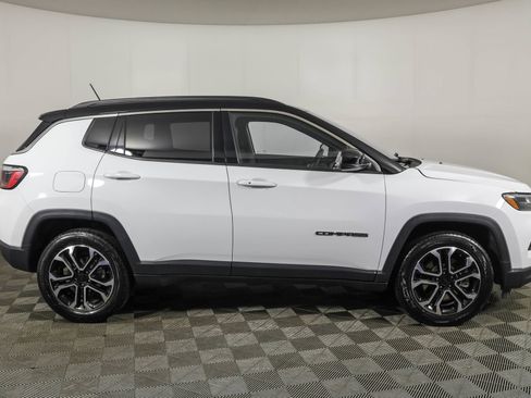 Used 2024 Jeep Compass Limited AWD/4WD image 13