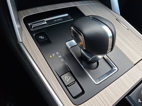 Certified 2024 MAZDA CX-90 Plug-In Hybrid w/ Premium Pkg image 17