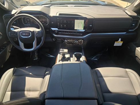 Used 2026 GMC Sierra 1500 Elevation w/ Elevation Premium Package AWD/4WD image 18