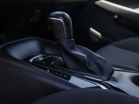 Used 2023 Toyota Corolla SE w/ SE Premium Package FWD image 20