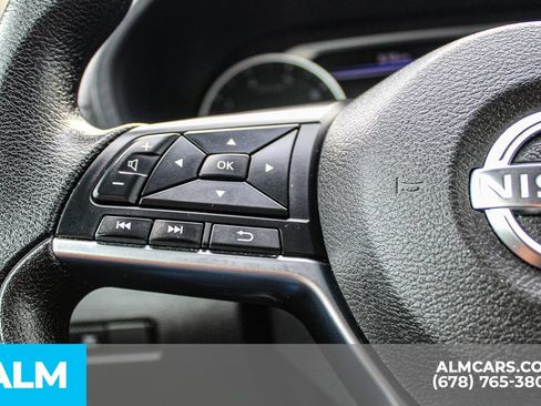 Used 2024 Nissan Sentra SV FWD image 25