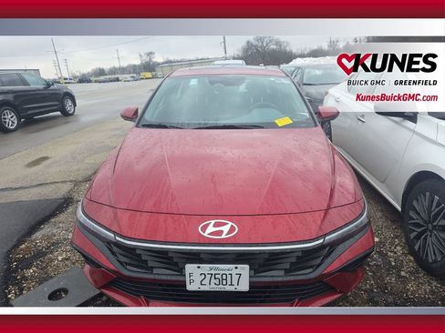 Used 2025 Hyundai Elantra SEL image 26