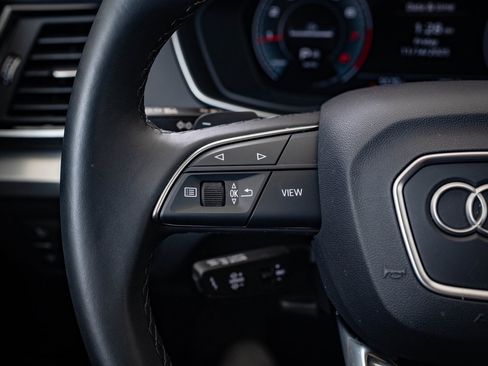 Certified 2025 Audi Q5 2.0T Premium w/ Convenience Plus Package image 28