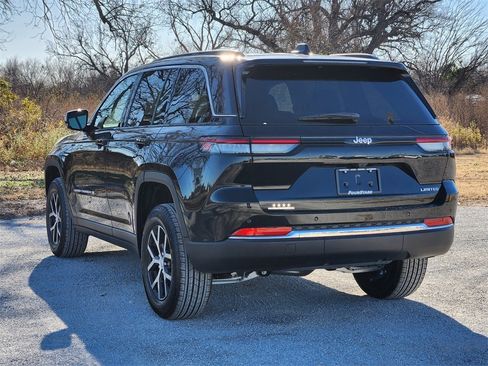 New 2025 Jeep Grand Cherokee Limited image 3