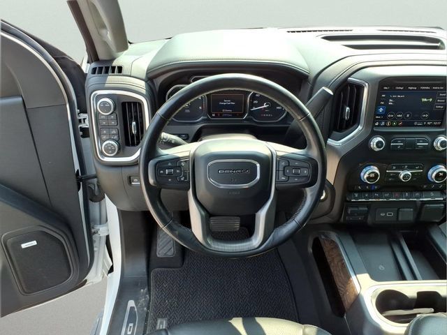 Used 2021 GMC Sierra 3500 Denali w/ Denali Ultimate Package AWD/4WD image 13