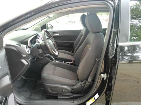 Used 2017 Chevrolet Sonic LT w/ Convenience Package FWD image 12