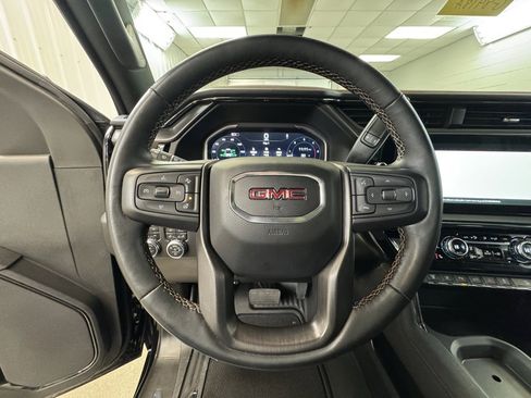 Used 2024 GMC Sierra 2500 AT4 w/ AT4 Premium Plus Package image 32