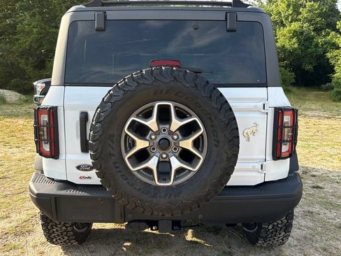 Used 2024 Ford Bronco Badlands AWD/4WD image 16