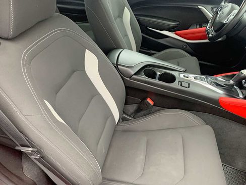 Certified 2022 Chevrolet Camaro LT RWD image 25