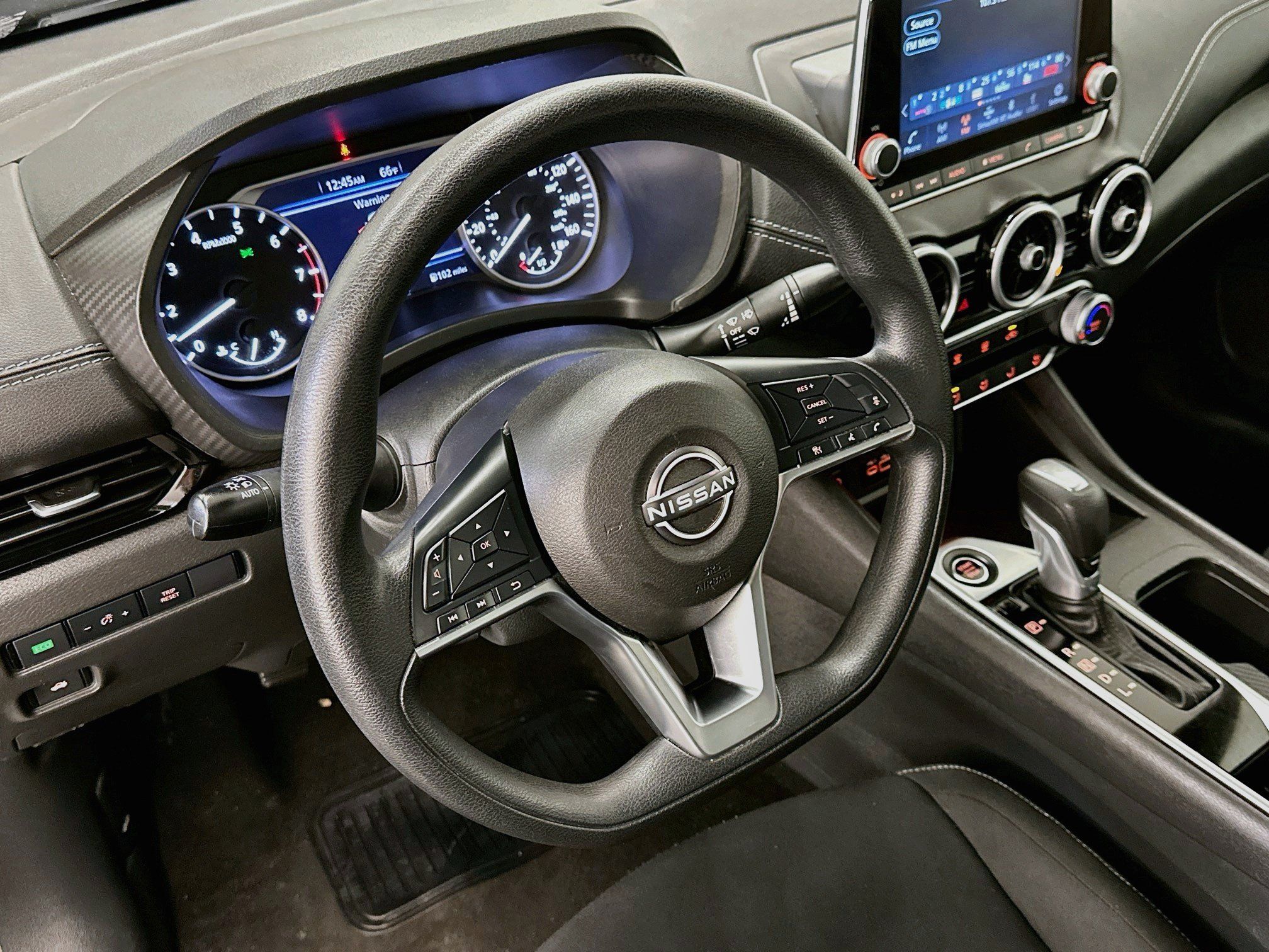 Used 2025 Nissan Sentra SV FWD image 18