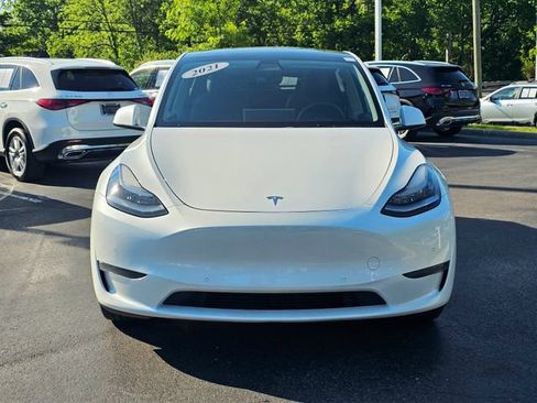 Used 2021 Tesla Model Y Long Range AWD/4WD image 5