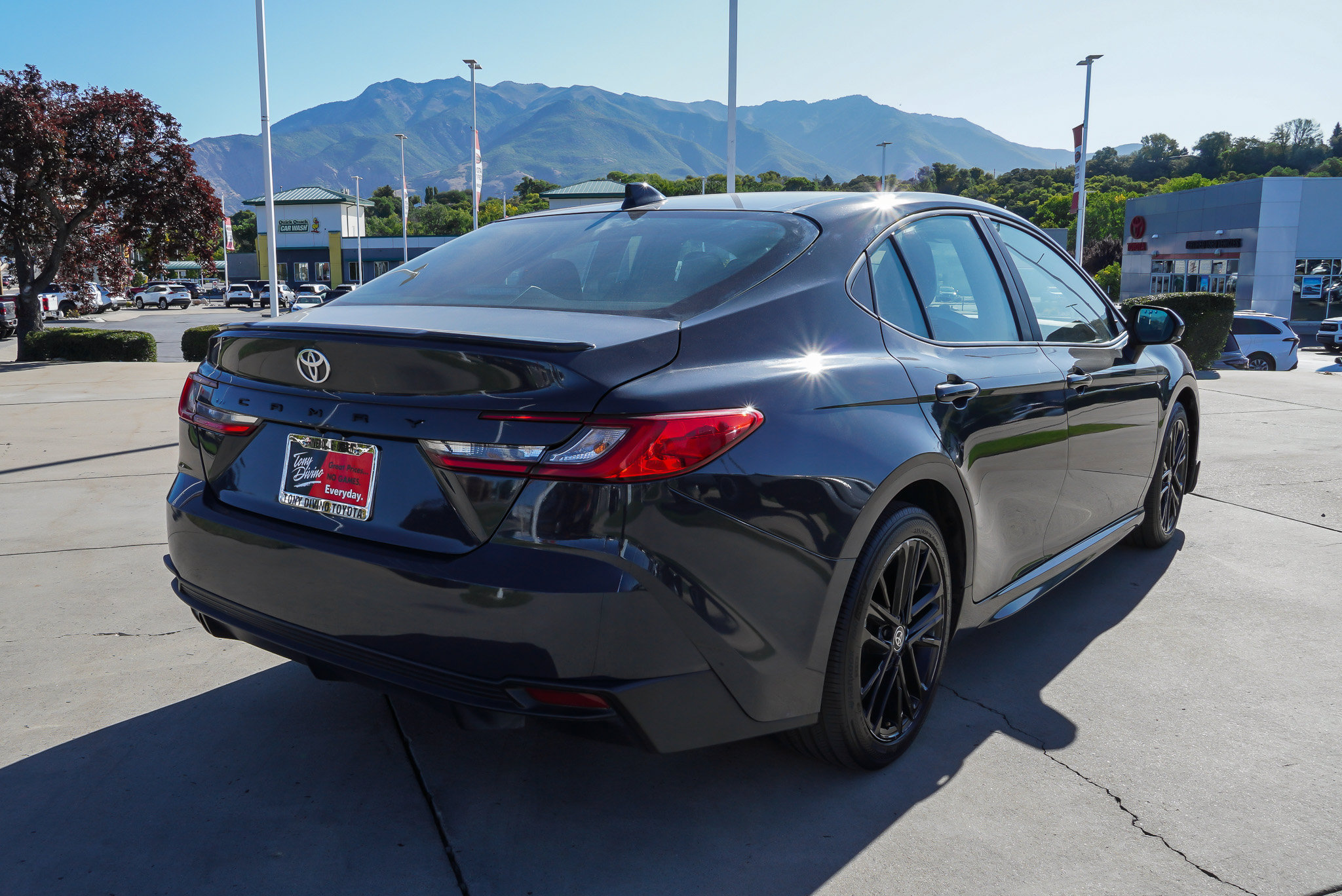 Certified 2025 Toyota Camry SE AWD/4WD image 8