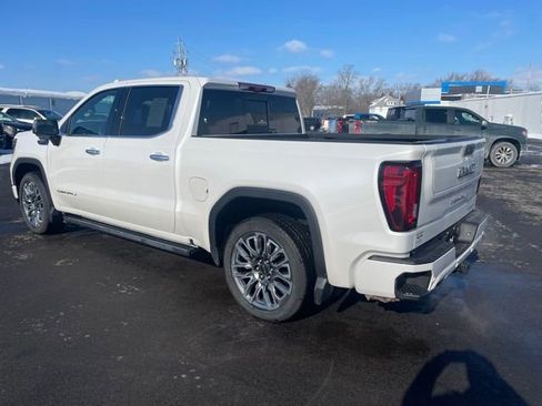 Used 2024 GMC Sierra 1500 Denali Ultimate image 11