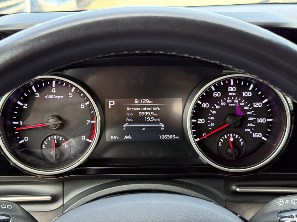 Used 2022 Kia Carnival EX FWD image 8