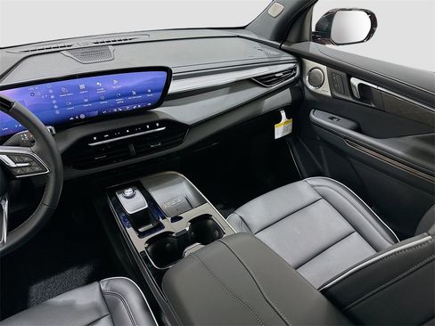 New 2026 Buick Enclave Avenir w/ Super Cruise Package image 25