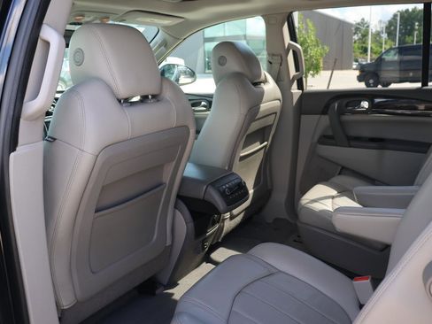 Used 2017 Buick Enclave Premium w/ Experience Buick Package image 21