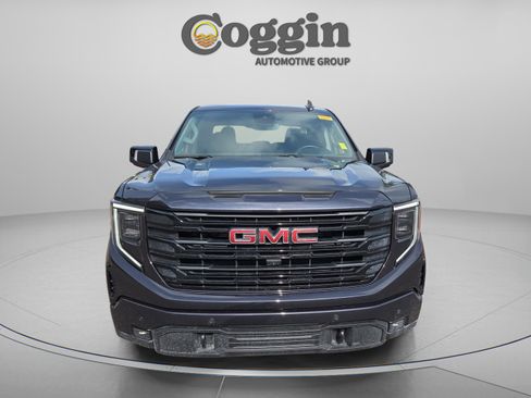 Used 2025 GMC Sierra 1500 Elevation w/ Elevation Premium Package RWD image 8