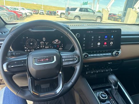 Used 2025 GMC Canyon AT4 AWD/4WD image 18